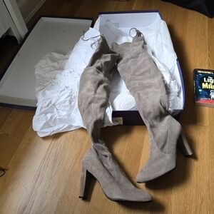 Stuart Weitzman highland boots sz 8.5